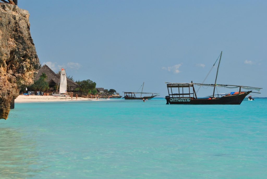 2 Days Zanzibar beach tour